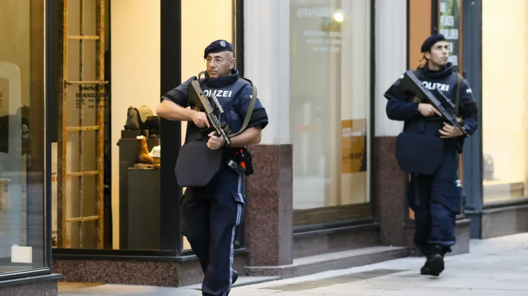Nakon napada u Beču, policija i na ulicama Salzburga