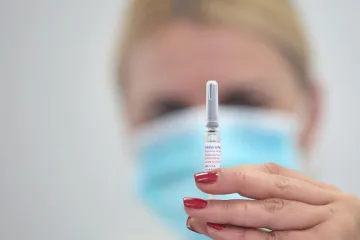 Preminule 34 osobe; Plenković obećao cjepivo za sve građane; Švedska uvodi nove mjere