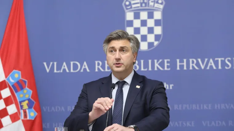 Plenković nakon sastanka sa Stožerom: 'Situacija je ozbiljna. Mjere se produljuju i razmatraju se nove'
