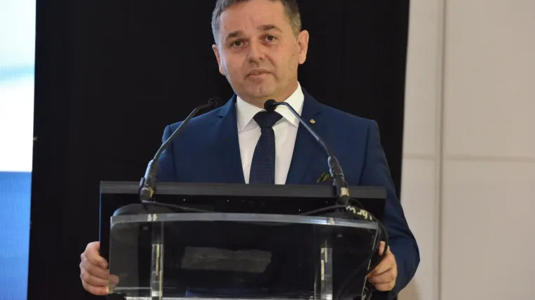 'Dosta nam je dežurnih katastrofičara koji su oti&scaron;li kad je bilo najteže. Studenti su na prvoj crti obrane'