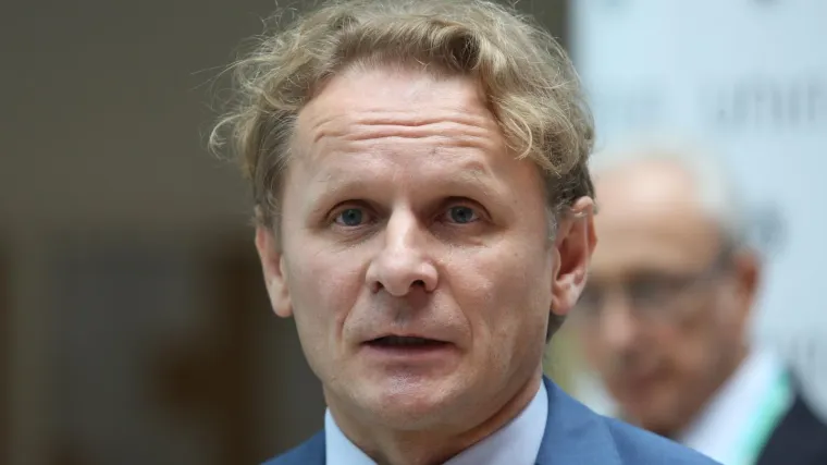 'U Hrvatskoj se o virusu &scaron;ire lažne vijesti, nema jasnog plana, a najgore nam tek dolazi...'