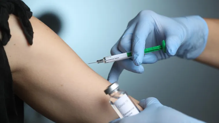 Hrvatski znanstvenici za RTL o Pfizerovom cjepivu: 'Sve faze napravljene su po pravilima struke i ne treba postojati strah'