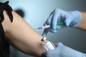 Hrvatski znanstvenici za RTL o Pfizerovom cjepivu: 'Sve faze napravljene su po pravilima struke i ne treba postojati strah'