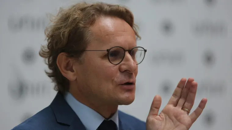 'Premijer bi trebao biti iskreniji prema ljudima, nije dovoljna stagnacija porasta zaraza....'