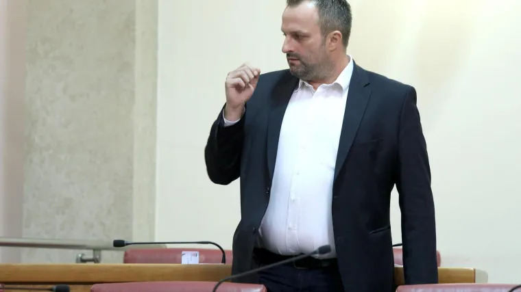 Glavni tajnik SDP-a pozitivan na koronavirus