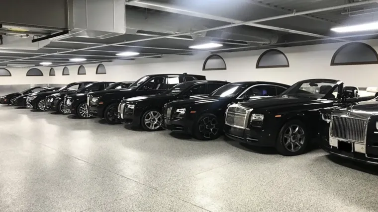 U njegovoj garaži parkirane su same zvijeri