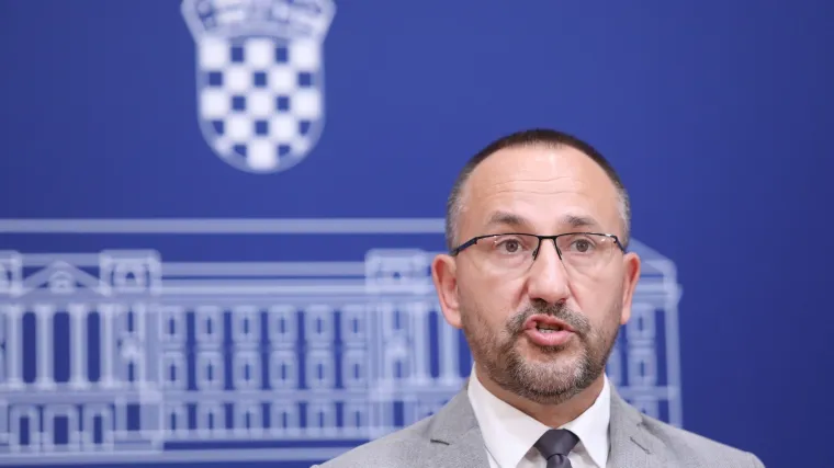 'Nastave li nam nametati briselsku politiku, pozvat ćemo ljude'