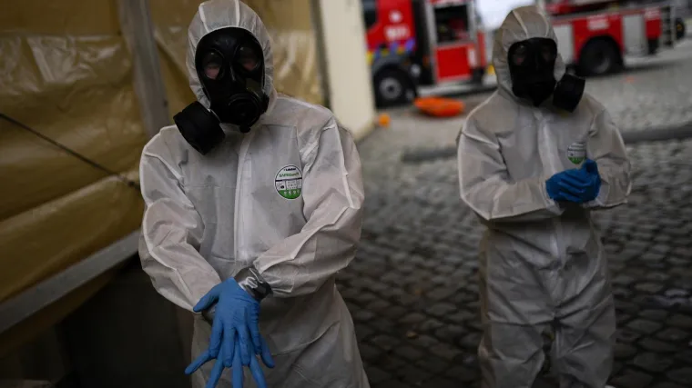 Brojke i dalje rastu: WHO prijavio apsolutni dnevni rekord u broju novozaraženih koronavirusom