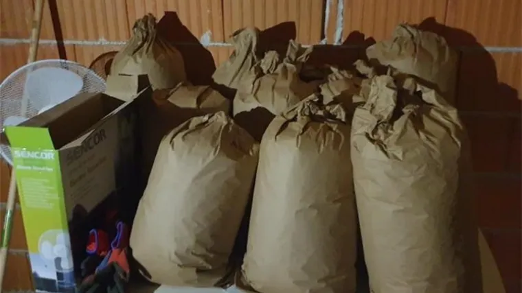 Dobar ulov policije: U  jedanaest kartonskih vreća držao marihuanu, a prona&scaron;li mu i novac