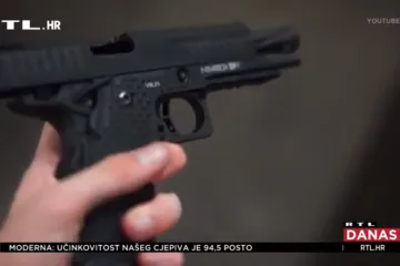 Policija je riješila seriju pljački: Tri muškarca brojne trgovine orobili su airsoft pištoljima