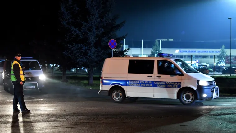 Jo&scaron; dvoje je te&scaron;ko ozlijeđeno, policija traga za počiniteljima