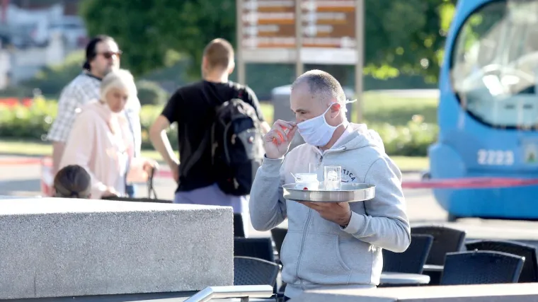 Obuhvaćeni su svi, od &scaron;kola do privatnika; Sad odlučuje Stožer; 'Ali, priroda prijenosa bolesti je takva...'