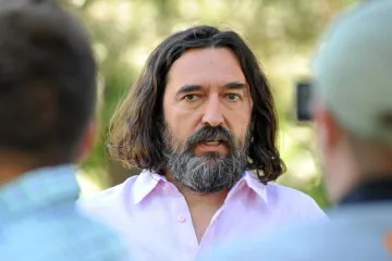 Čehok o Čačiću: 'Nisu krivi kafići, nego radni prostor. Ono što on govori neće ni na koji način smanjiti broj zaraženih'