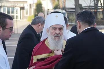 Od koronavirusa preminuo patrijarh Irinej - bio je na korona sprovodu u Podgorici