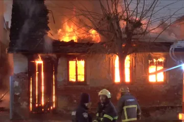 Vatrogasci iz nje spasili stariju ženu, osim nje u kući nije bilo nikoga