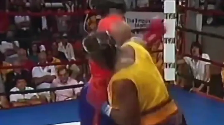 Zastra&scaron;ujuće &scaron;to je radio u ringu; 'Bio je kao pit bull pu&scaron;ten s lanca, totalna zvijer'