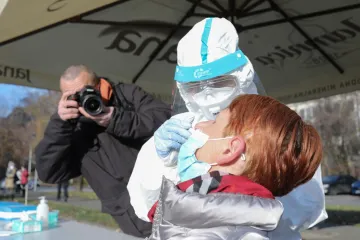 Dok mi uvodimo antigenske testove, njemački liječnici su zabrinuti zbog upitne pouzdanosti