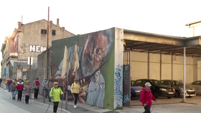 Prkose stereotipima: Riječki umirovljenici svaki utorak koriste za nordijsko hodanje: 'Pozdravljamo svaki vid rekreacije'