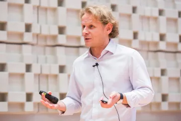 Javio se hrvatski znanstvenik Ivan Đikić: Evo što kaže o novim mjerama u borbi protiv koronavirusa