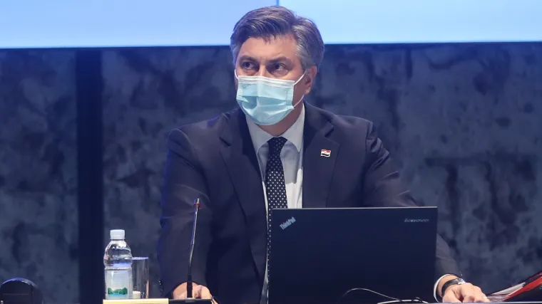 SVE NA JEDNOM MJESTU Ovo su mjere koje stupaju na snagu u subotu: Nema vi&scaron;e kafića, svadbi, teretana... barem do Božića