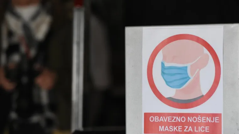 Bez maske na licu kaznu ćete platiti na licu mjesta, evo koliko bi to trebalo biti...