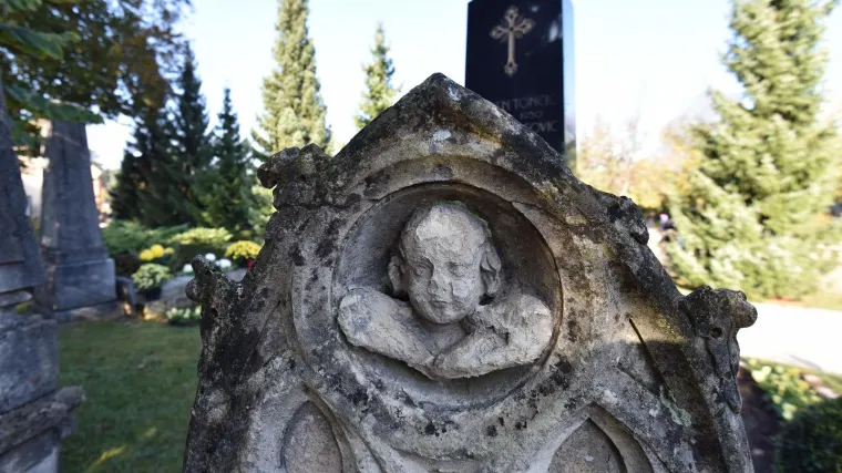 Pro&scaron;log studenog u Varaždinu bilo je 35 ukopa, ove godine ih je 83: Hospitalizirani bolesnici su sve mlađi