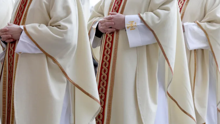 Potom ga je tjerao da to ispovijedi, a zna se &scaron;to je bila pokora; Onda ga je Crkva zgrozila...