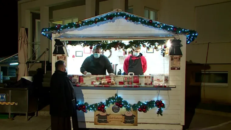 Zagrebački advent se ove godine preselio kod fratara: 'Svi imaju drive in pa ajmo i mi probati'