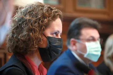 Oporba kritizirala propisivanje odgovornosti nakladnika za sadržaj korisnika