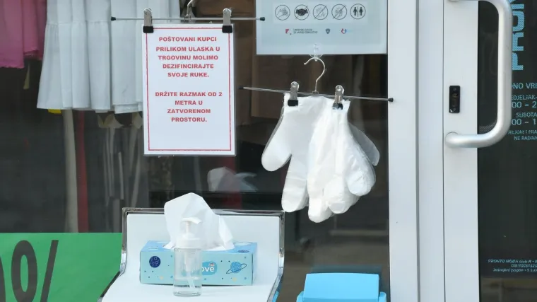 Razmišlja se i o zatvaranju šoping centara, evo što kažu kupci i trgovci: 'Smatram da idemo u potpuno krivom smjeru...'