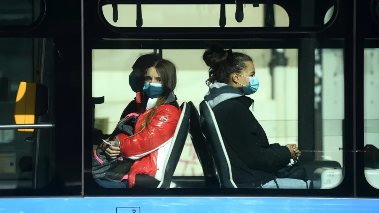 Oprez! Od danas kreću kazne za one koji ne nose masku ili je nepravilno koriste