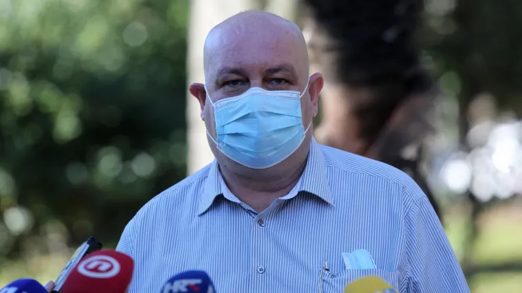 PRIMORSKO-GORANSKA ŽUPANIJA JE PUNA ŽARIŠTA: Epidemiolog Rončević je otkrio gdje se ljudi najčešće zaraze