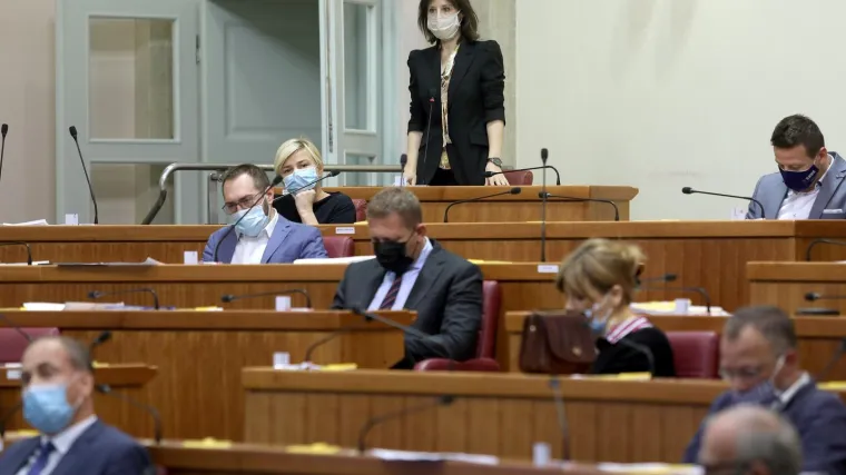 'HDZ čuva sustav koji trajno generira korupciju'