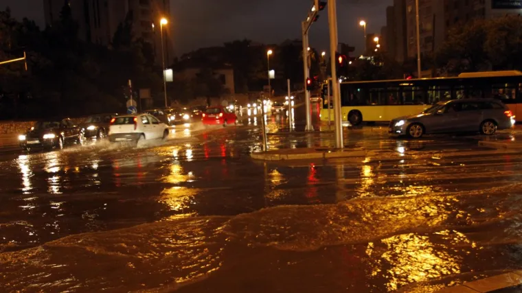 Split, A.D. 2020. 'Poplavljen grad, a vi žedni'