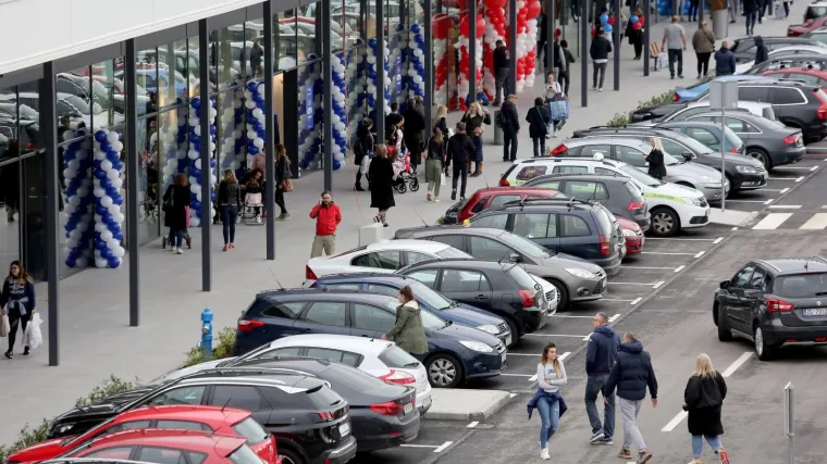 Nacionalni stožer objavio odluku o novim mjerama u prodavaonicama i trgovačkim centrima