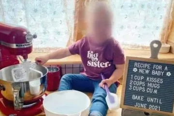 Zbog krajnje neukusnog detalja, Facebook zahtijeva da ovu fotku - izbri&scaron;e