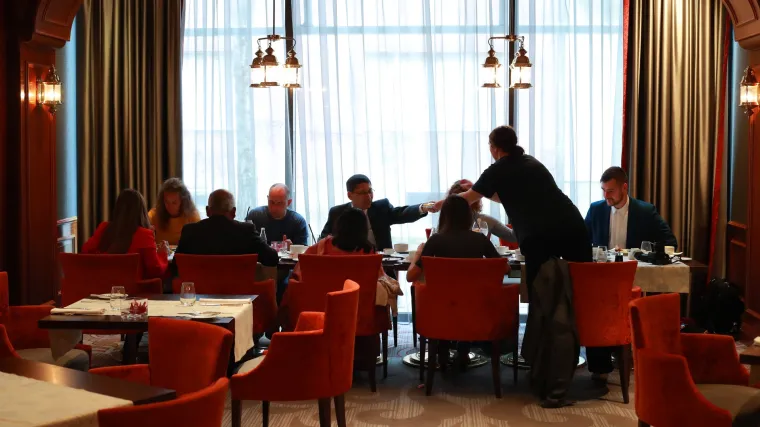 Restoran ovog zagrebačkog hotela normalno radi unatoč lockdownu: 'Dobijete račun, vode vas kao gosta hotela'