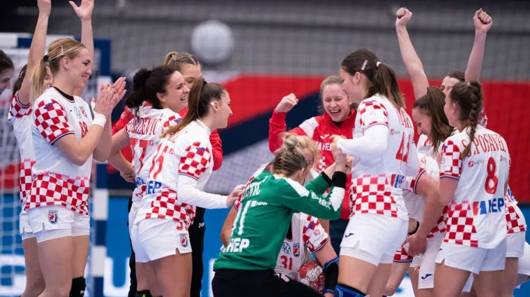 'One igraju drugačiji rukomet...'