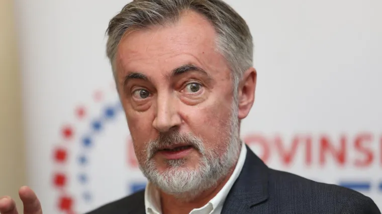 'Živimo u političkom sustavu u kojem je sve logično i nelogično'