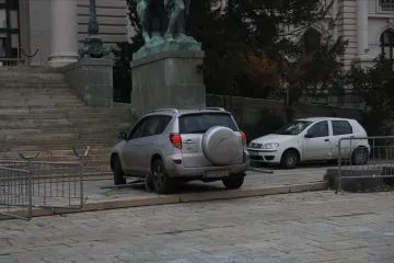 'Ministri napolje'; ubrzo je uhićen