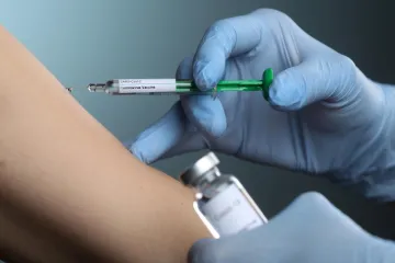 Iz jedne bočice, može se cijepiti pet osoba