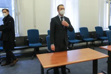 'Hladno mi je, sjedio sam pod otvorenim prozorom sat i pol'