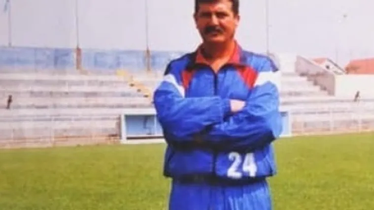 Bio je omiljen, kao otac mnogim nogometa&scaron;ima; Branio je Zadar u te&scaron;kim vremenima