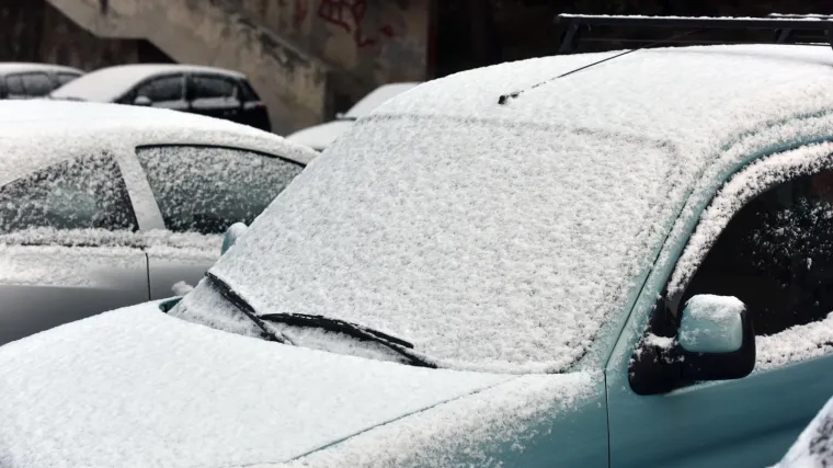 Dio Japana ostao izoliran i bez struje, a za sve je kriv snijeg