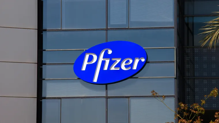 Pfizer tvrdi da nema te&scaron;koća u proizvodnji cjepiva: Ove godine isporučit će 50 milijuna, iduće 1,3 milijarde doza cjepiva
