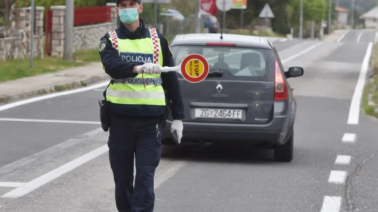 Nakon dana&scaron;nje konferencije Stožera, ljudi počeli masovno rezervirati smje&scaron;taje za blagdane u drugim županijama