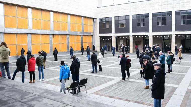 Stožer popustio Crkvi za Božić, doznalo se koliko će ljudi moći biti na misama