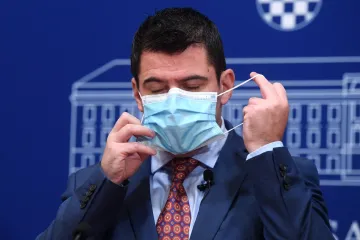 'Čemu stroge mjere ako će se one davati svima koji podnesu zahtjev?'