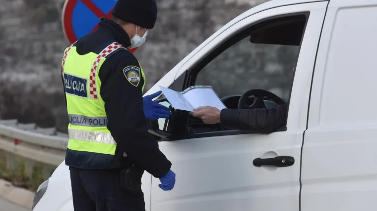 'Propast će nam planovi za Novu, iznajmila sam kuću...'