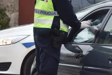 Tko je izuzet, koji su razlozi i kome poslati zahtjev; Poslano i jedno važno upozorenje